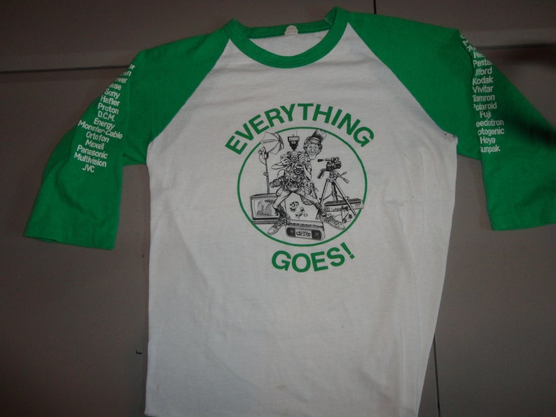 Vtg 80's Everything Goes Electronics Caricature 50-50 Screen Stars Tshirt Fits S image 3