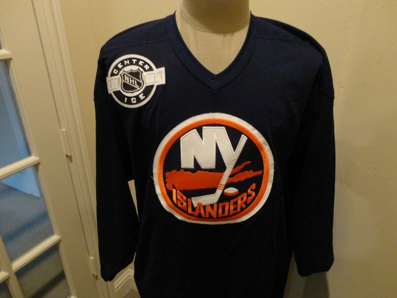 VTG 90s NHL New York ISLANDERS FISHERMAN CCM JERSEY SIZE L