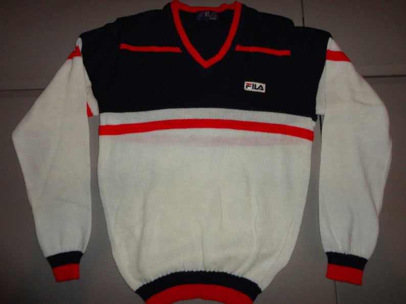 fila white sweater