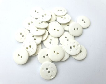 10 simple two-hole buttons, white, 17 mm in diameter