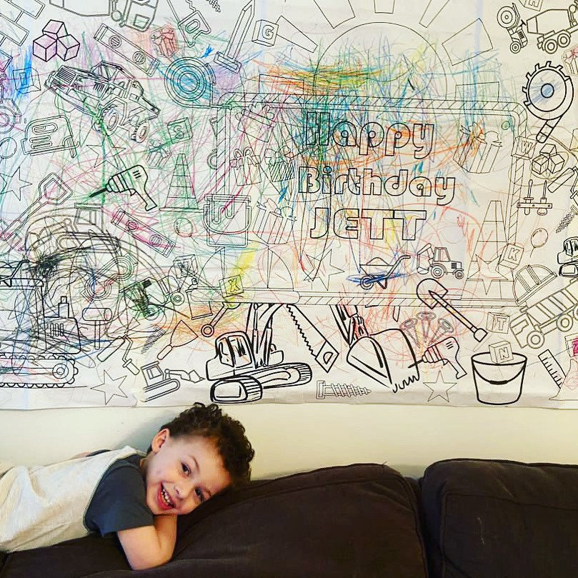 Happy Birthday ジャイアントぬりえポスター 30 x 72インチ 大型ぬりえテーブルクロス 誕生日アクティビティ 描画 建設テーマの誕生日ぬりえテーブルランナー、20 x 72インチ、ジャイアントパーティーアクティビティポスター、ホワイトマット紙、折り Amazon｜Happy  Birthday ジャイアントぬりえポスター 子供用 30 x 72インチ 誕生日 大型 ぬりえポスター テーブルクロス 誕生日テーマ ...