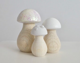 Wooden mushrooms shelf accessories, fairy toadstools, girls bedroom nursery decor