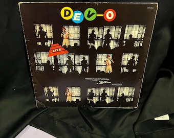 DEVO Live
