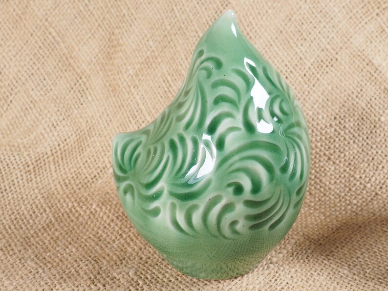 Yard Byrd, hand carved choice of color Celadon 1