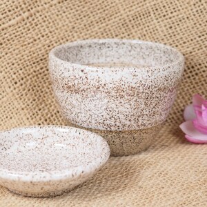 White speckled ceramic planter image 9