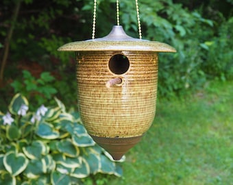Nichoir, nichoir en céramique, « Heartwood Haven »