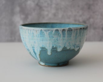 Everyday bowl, Handmade pottery, Soup, cereal, serving, chowder, chili, wedding gift, light blue small bowl