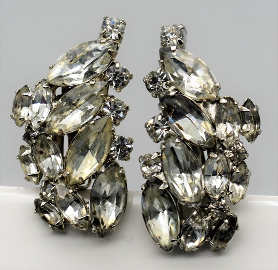 Clear Rhinestone Vintage Earrings- Old Hollywood … - image 3