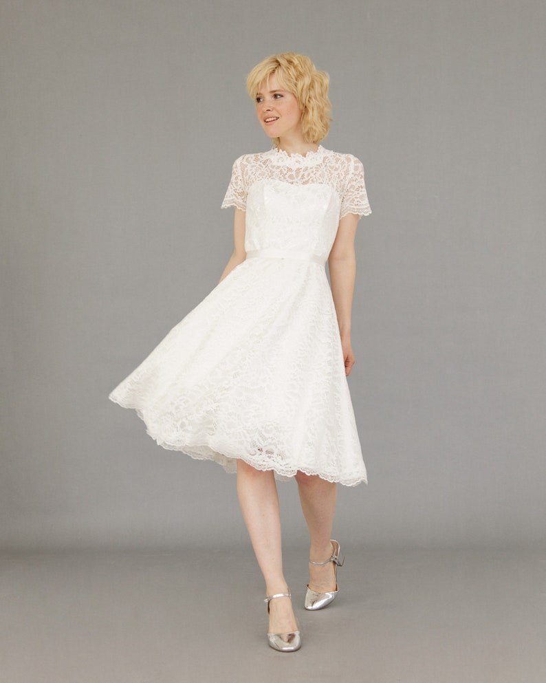 Simple Wedding Dresses Off White