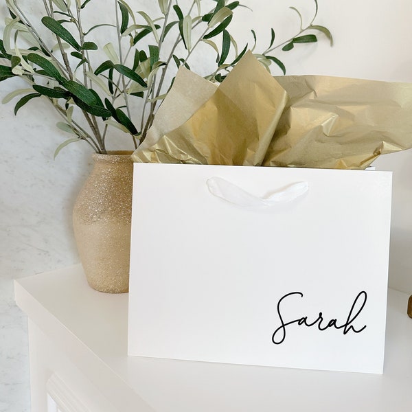 Personalized white gift bags- bridesmaid gift bags- personalized gift bags- rose gold gift bags- maid of honor proposal - gift bags