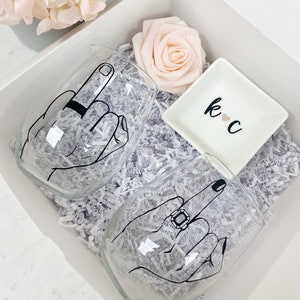 Couples ring finger gift set- beer glass and mug mr and mrs engagement gift box set- his and hers wifey and hubby wedding day gift idea-