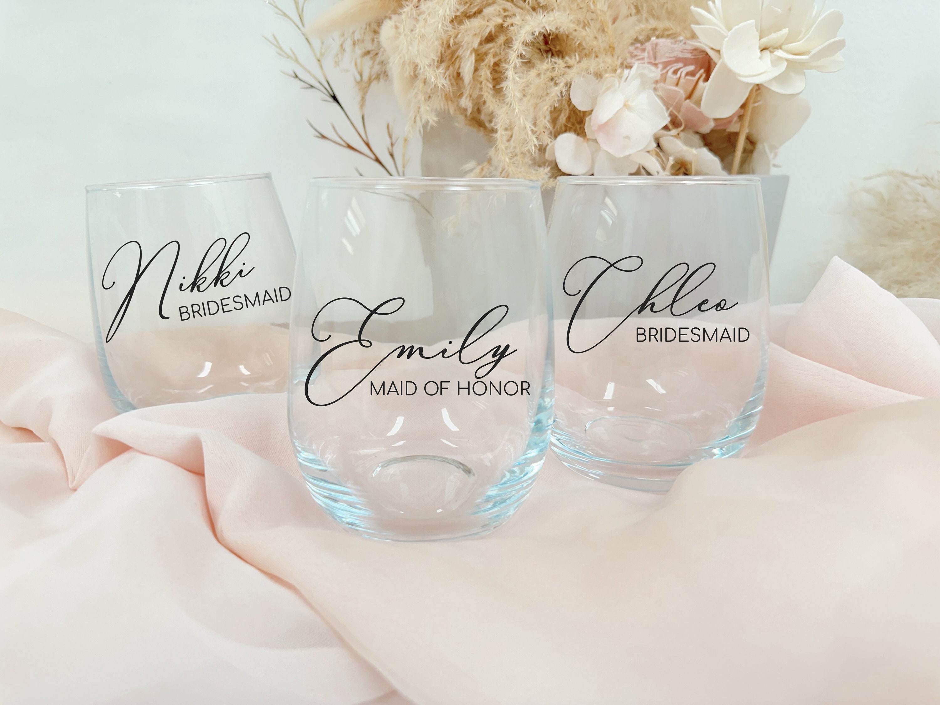 Bridesmaid gift Personalized bridesmaid wine glasses bridesmaid proposal maid of honor gift idea custom wine glasses bridal party idea