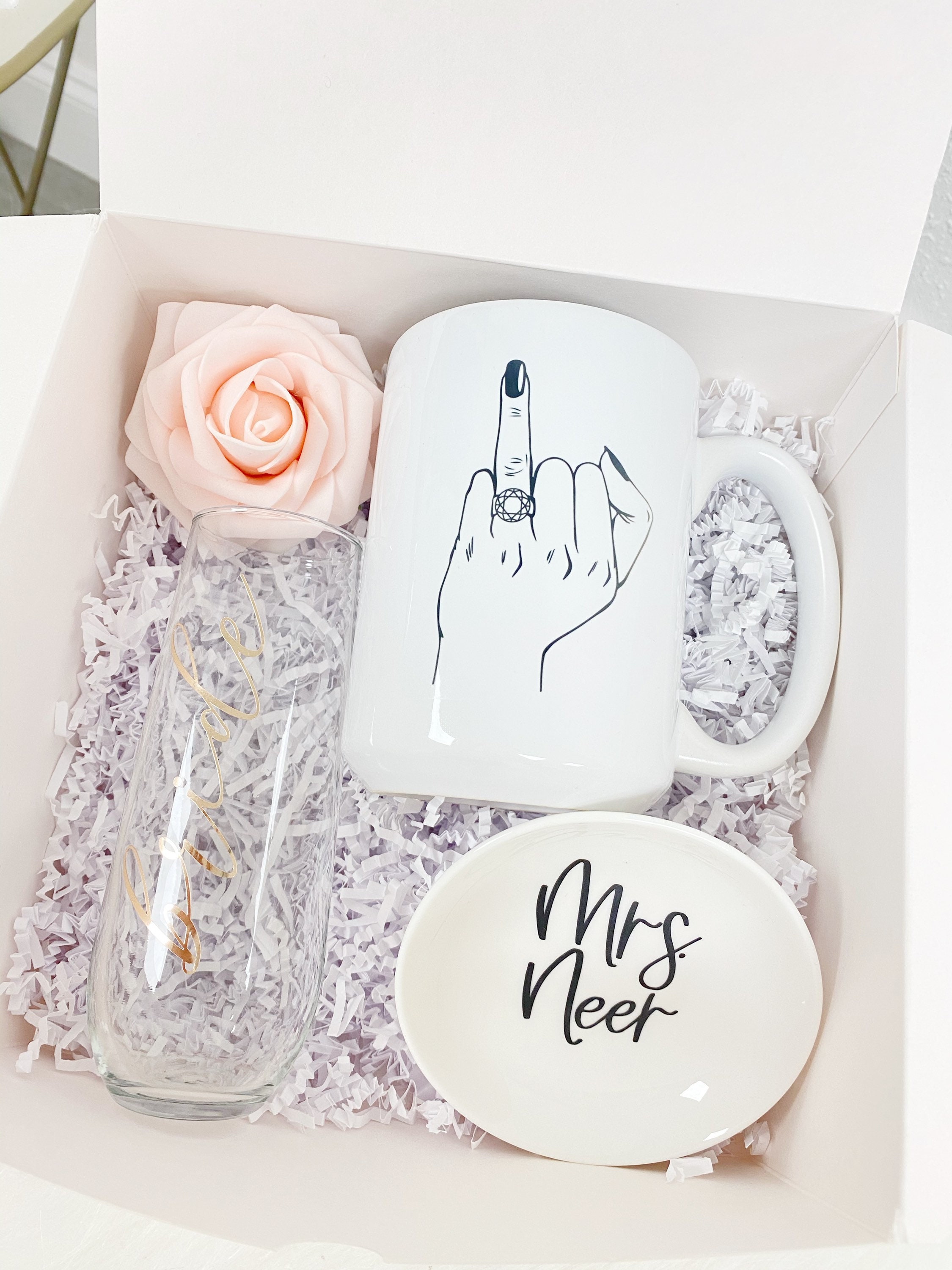 Bride ring finger gift set future mrs engagement gift idea for bride