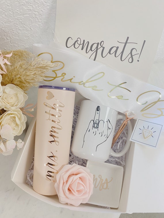 future mrs gift box- bride gifts- bridal shower gifts