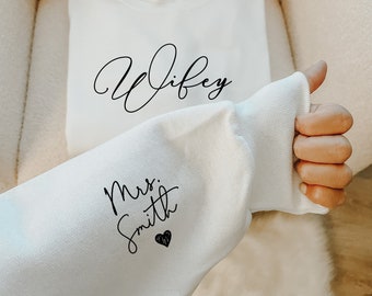 Wifey sweater, custom bride sweater, engagement gift idea, personalized mrs sweater, bridal sweater, honeymoon sweater FUTURE mrs bride