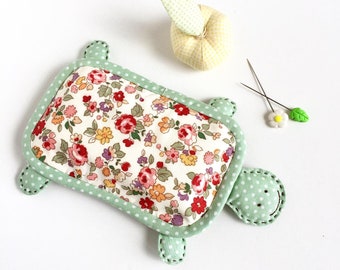 Pocket Friend The Turtle Pattern PDF