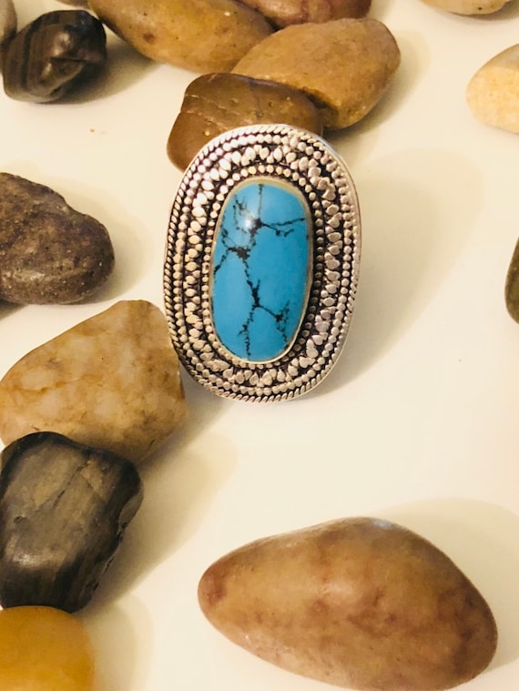 Hippie Vintage ring, Gypsy turquoise ring, Coral T