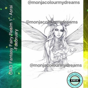 Può includere: Un disegno a matita in bianco e nero di una fata con grandi ali, una corona di rami e una perla nella mano. Il disegno è etichettato "CMD Fantasy Fairy Realm 1 - Asrai -Faebruary" e "@monjacolourmydreams".