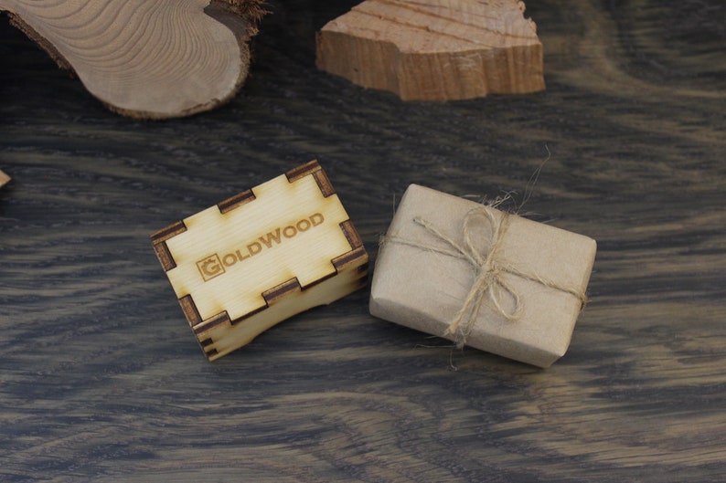 board game accessories resin wood dice for board games Custom resin dice set custom dice box rpg dice