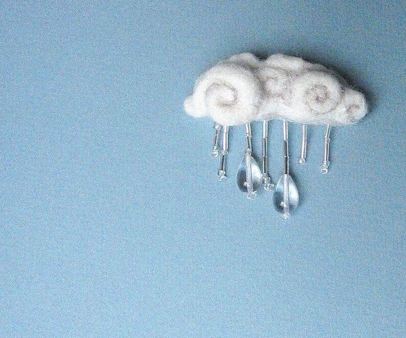 Needle Felt Cloud Brooch Rain Drops Glass Droplets Broach Pin Gift Felt Pin Water Weather Jewellery Accessory Design Jewelry Fuzzy Eco OOAK