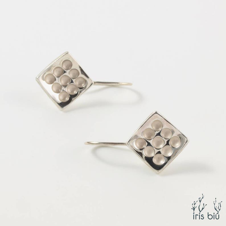 Dangling earrings in Sterling Silver Alveoli BO2 element 12 mm square Hand-made in France. diamond IrisBiu