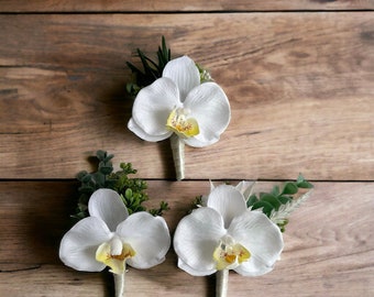 White Orchid Boutonnière Corsage/ Classic White Boutonnière Corsage/ White & Sage Wedding/ Rustic Wedding