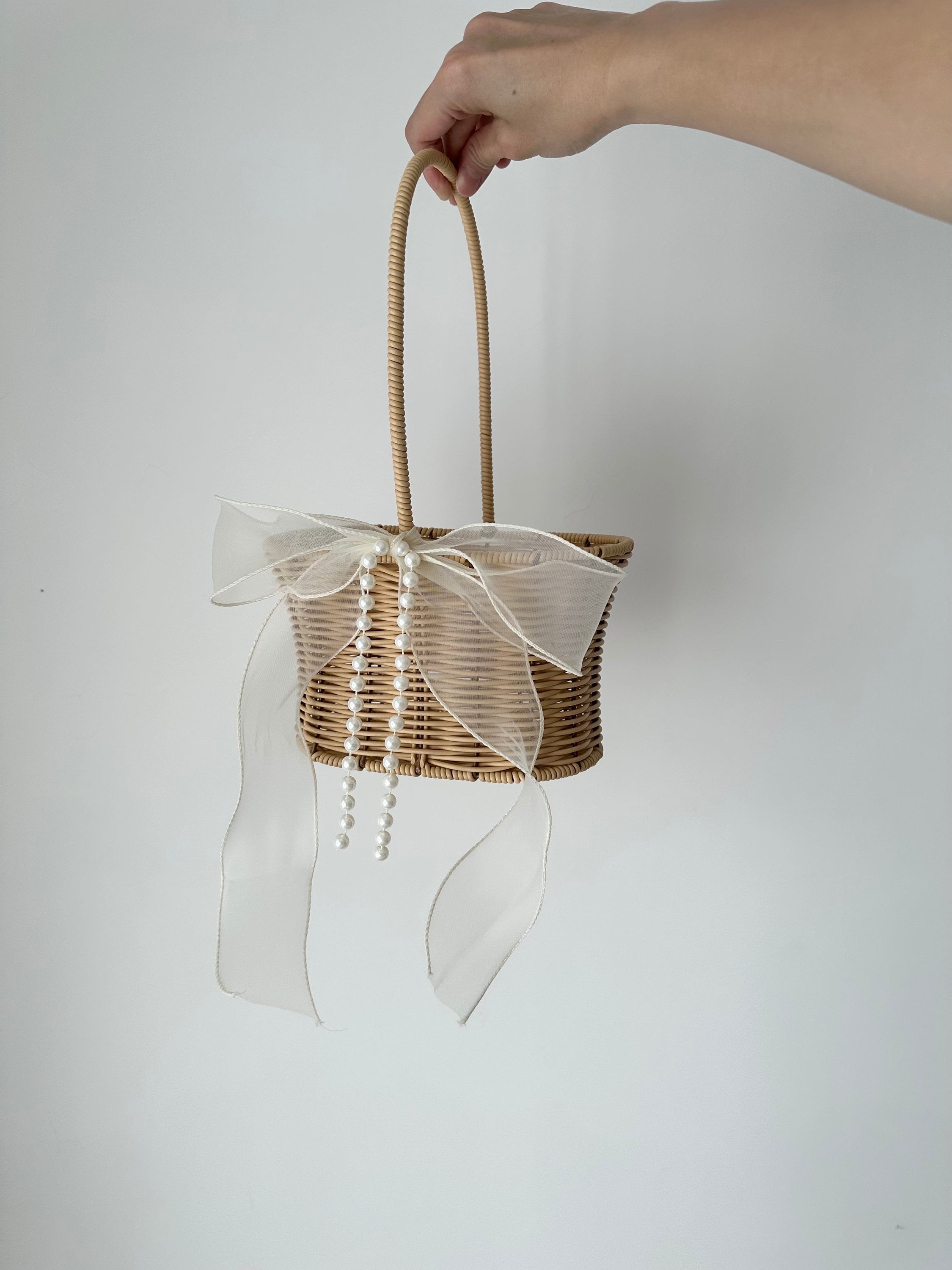 Flower Girl Basket with Pearl Chain & Ivory Ribbon/ Simple Bridesmaid Basket / Hand Woven Basket / Rustic Basket Vintage Wedding