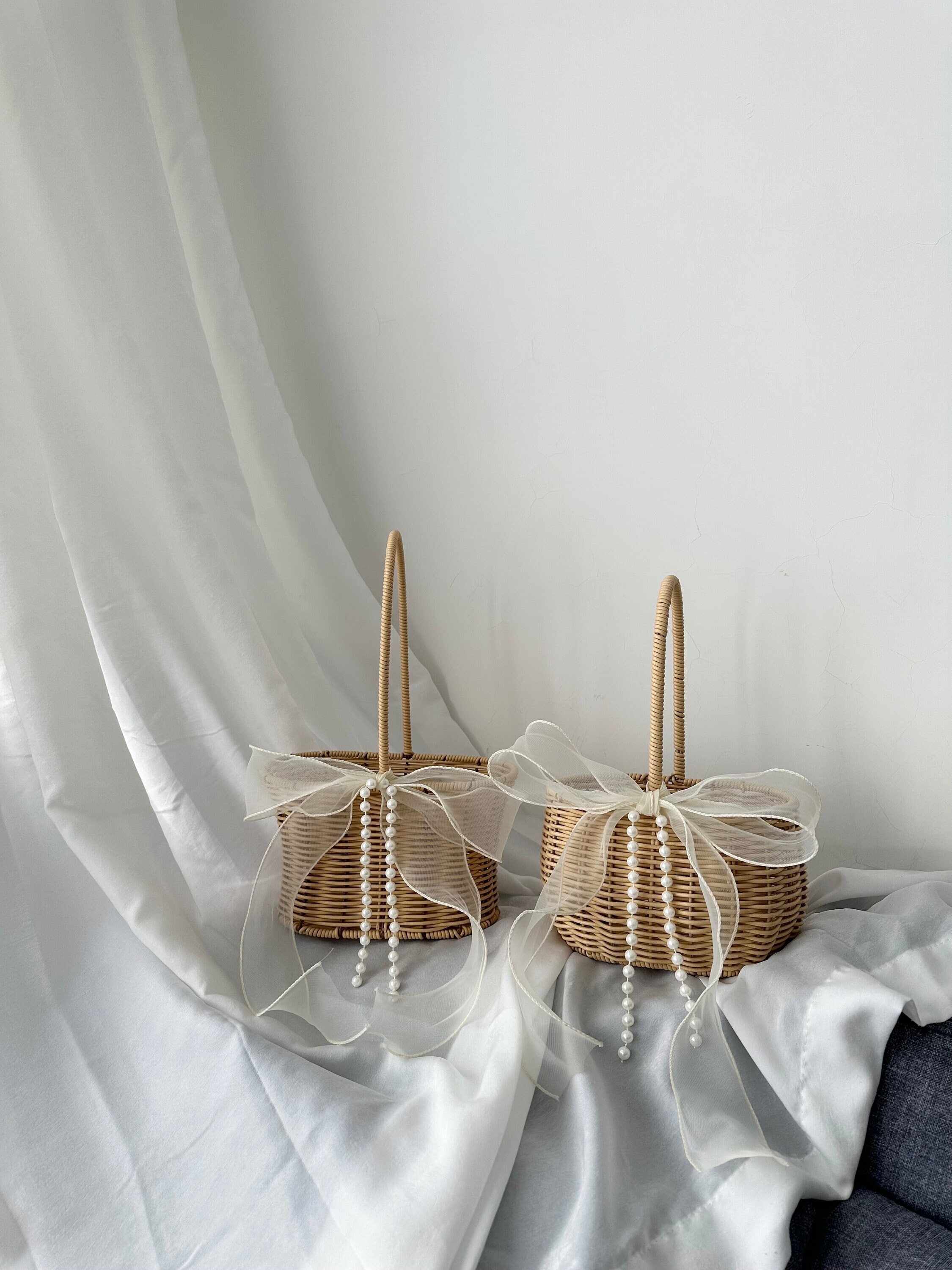 Flower Girl Basket with Pearl Chain & Ivory Ribbon/ Simple Bridesmaid Basket / Hand Woven Basket / Rustic Basket Vintage Wedding