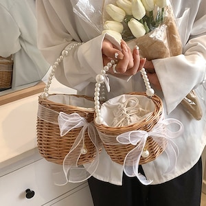 Flower Girl Basket With Pearl Chain/ Simple Bridesmaid Basket - Etsy