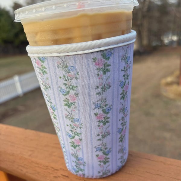Floral Iced Coffee Sleeve - Reusable Cup Cozy