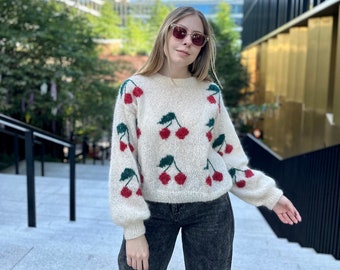 Suéter recortado en colores pastel con cerezas, suéter de lana de invierno de punto a mano, jersey femenino cattagecore caprichoso, jersey de mujer de gran tamaño