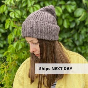 Brown merino wool beanie hat, Hand knit wool hat, Double cuff winter hat, Warm slouchy beanie, Soft ribbed fishermen hat, Basic ski hat