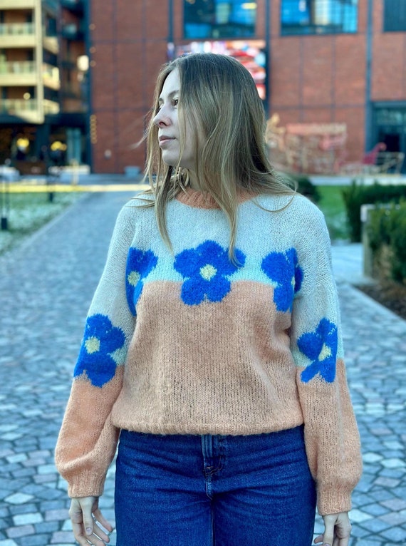 Wool sweater with Flowers, Funky hand knit sweater, Whimsical cottagecore  female pullover, Cute women alpaca sweater