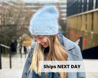 Outfit Carolina Blue Beanie Sky Blue Angora Beanie Hat, Warm Hand