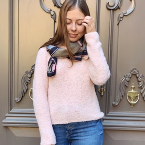 Pastel pink merino wool sweater S size, Cozy fluffy womens sweater, Hand knit sweater, Warm winter pullover, Classic solid fall jumper image 2