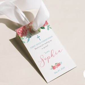 Editable pink and blue floral communion tag, Favor tag for first communion girl, Holy communion tag template - CF39