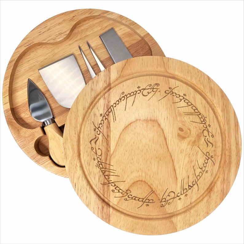 Lord of the Rings Meal inspired Personalised Cheese Board image 9