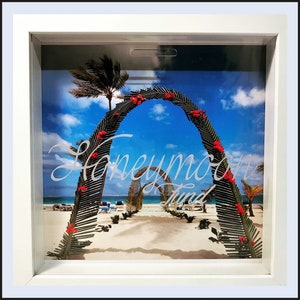 Personalised honeymoon savings box image 1