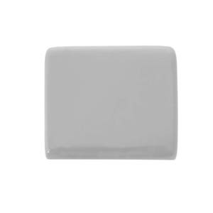 Peut inclure: Un carreau de c&eacute;ramique rectangulaire gris clair uni.