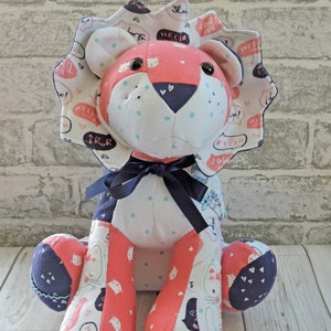 Lion keepsake made from baby clothes, baby clothes lion, memory lion, baby clothes keepsake, first birthday gift, patchwork lion, baby gift
