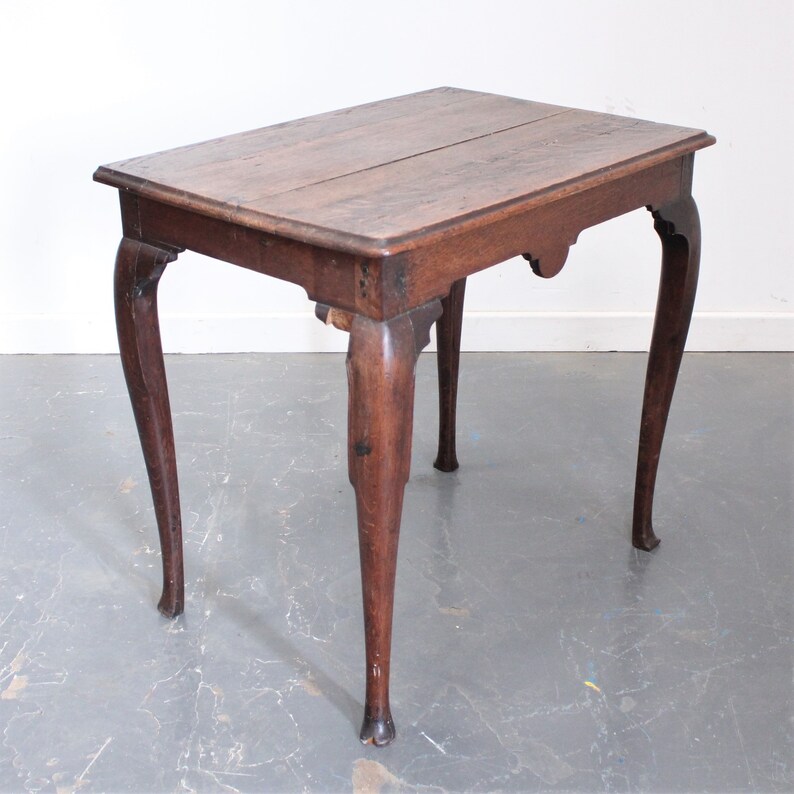 mahogany lamp table