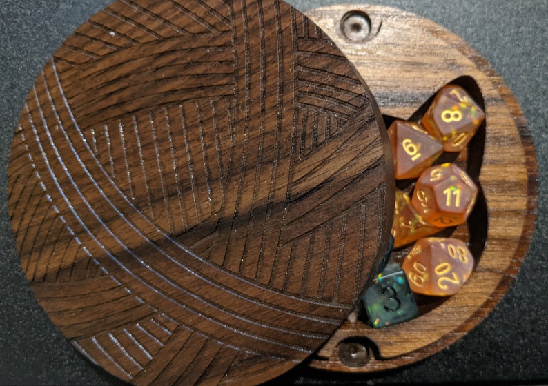 Cat Dice Box Large Single Cat Opening Preorder Walnut