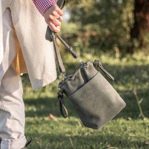Suede Bucket Bag Olive green leather purse Drawstring Crossbody Handbag Minimalist Purse Cozy suede purse | Earth Tone Accessories