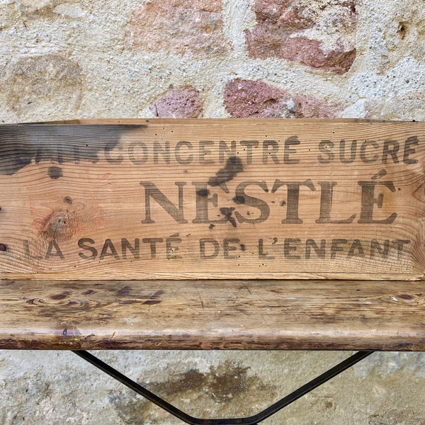 Caisse Netslé lait poudre en bois French vintage milk wooden box