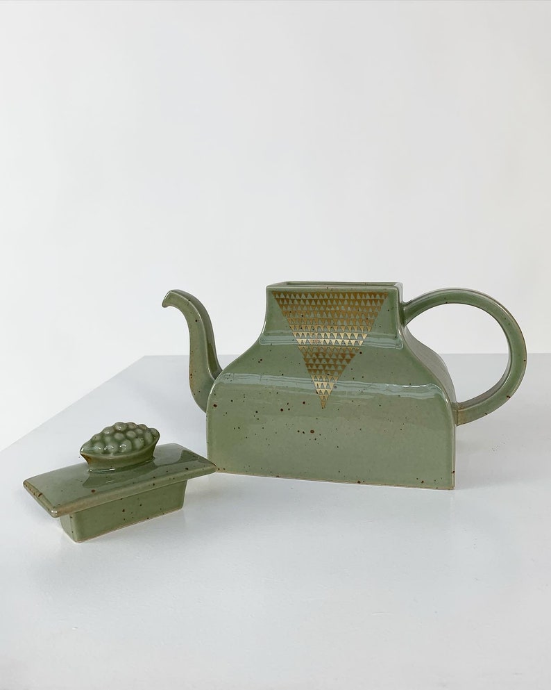 Signe Persson-Melin Teapot Rörstrand Kinesen 1980s Mid Century Porcelain Tea Pot Swedish Modern image 6