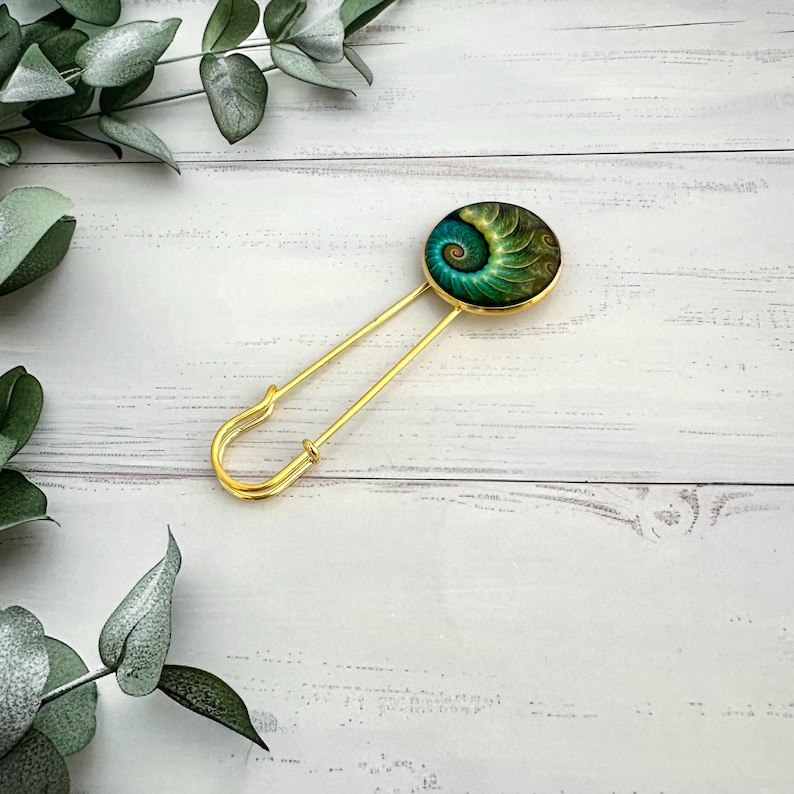 Emerald Green Ammonite Scarf Pin: Bronze Fossil Kilt Pin Brooch image 5