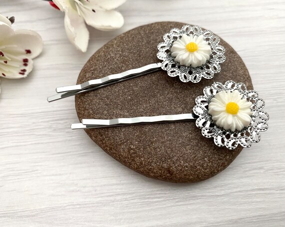 Boho Silver Hair Slides With Daisy Detail Hair Clips for Women in