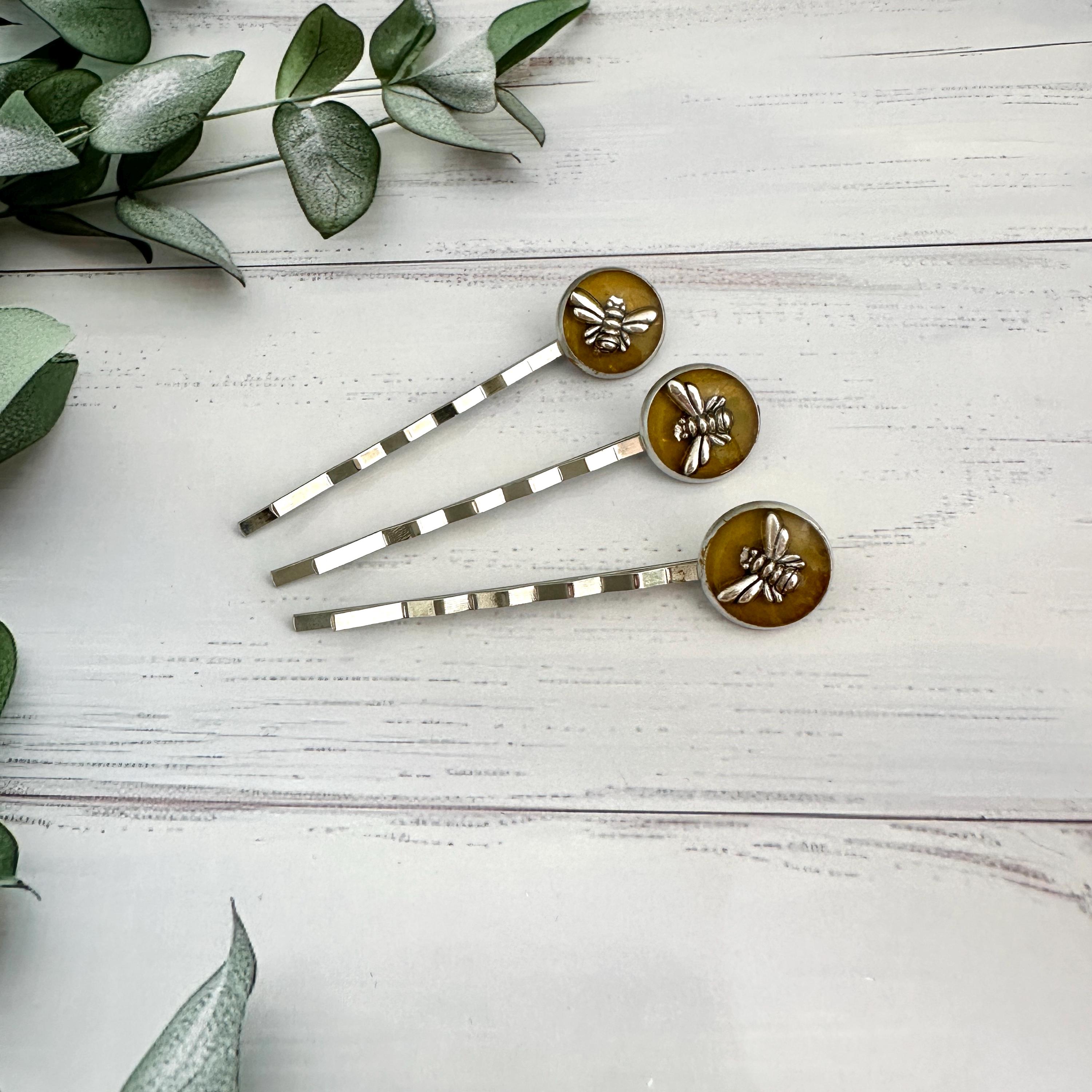 Handmade Bee Hair Clips: Silver Tone Bobby Pins, Yellow  display picture 3