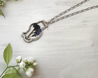 Forget Me Not Flower Cat Necklace: Handmade Resin Jewelry
