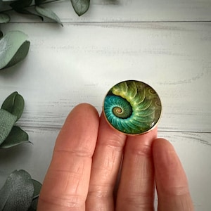 Emerald green vintage style fossil brooch, Brooches for women in the UK, Ammonite decorative shawl pin, Statement lapel pin, Gifts under 10
